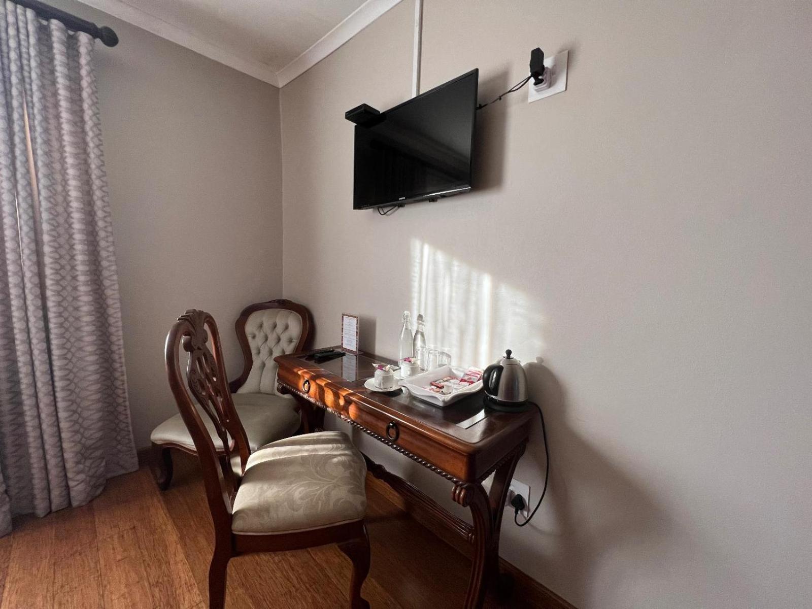 Kalashe Bed & Breakfast Іст-Лондон Номер фото